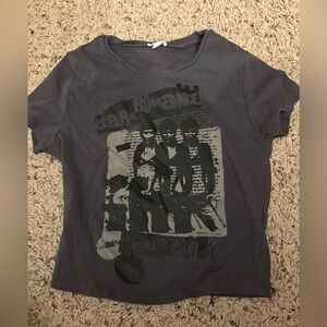 Garage croped graphic tee